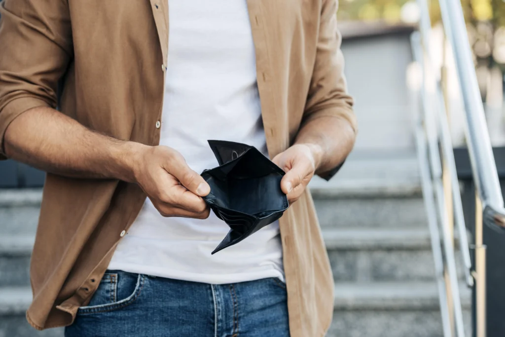 텅빈 지갑_기업렌탈